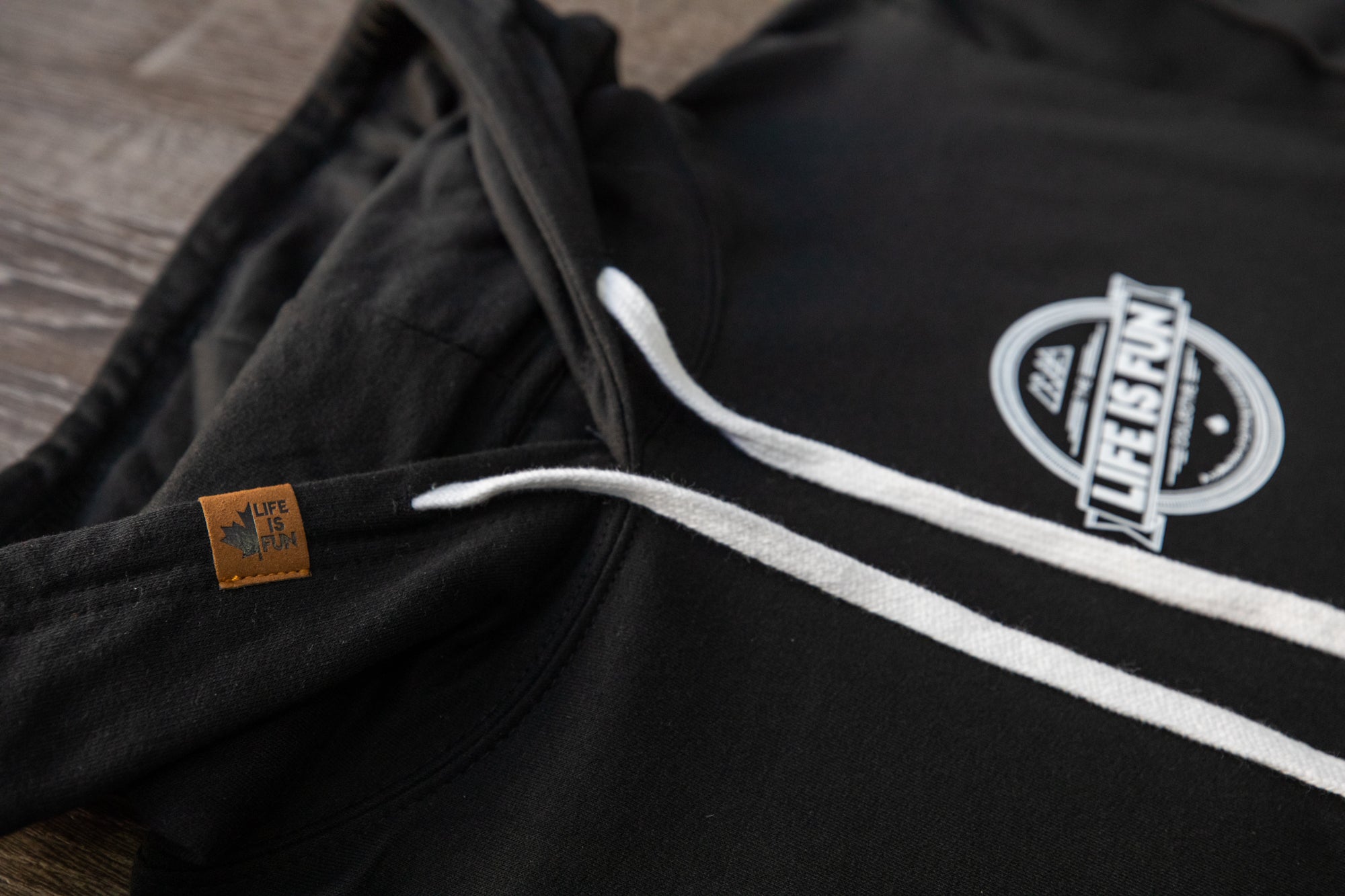 Classic Hoodie // Crest Logo