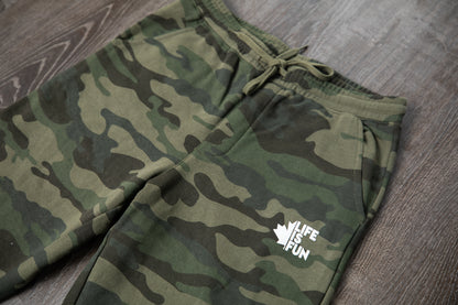Sweatpants // Camo