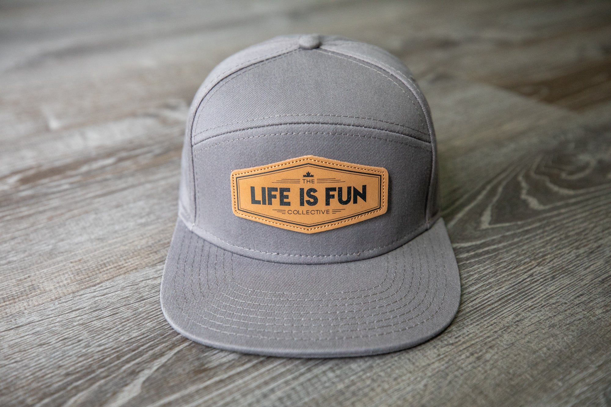 6 Panel Snapback // Grey