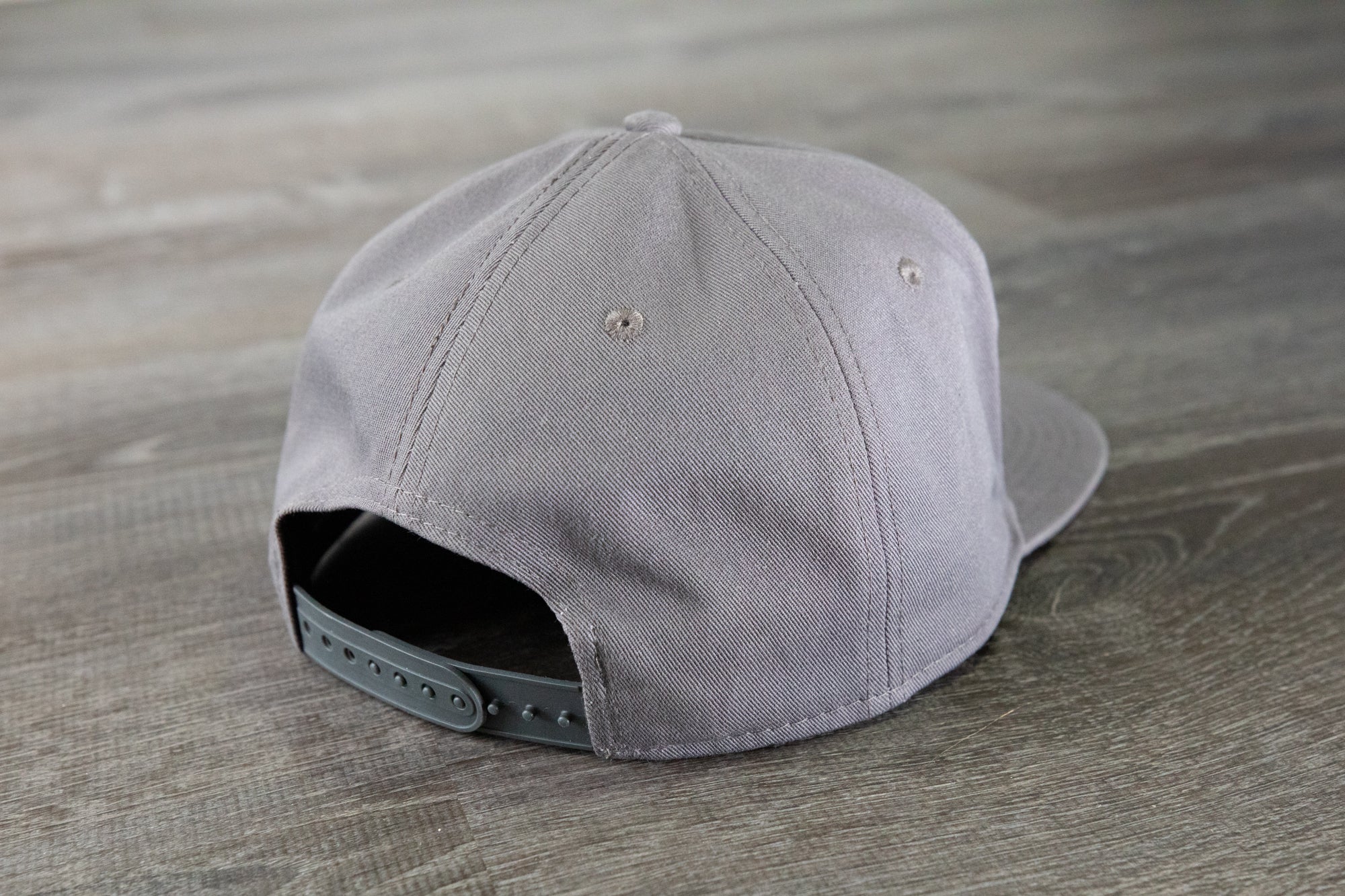 6 Panel Snapback // Grey